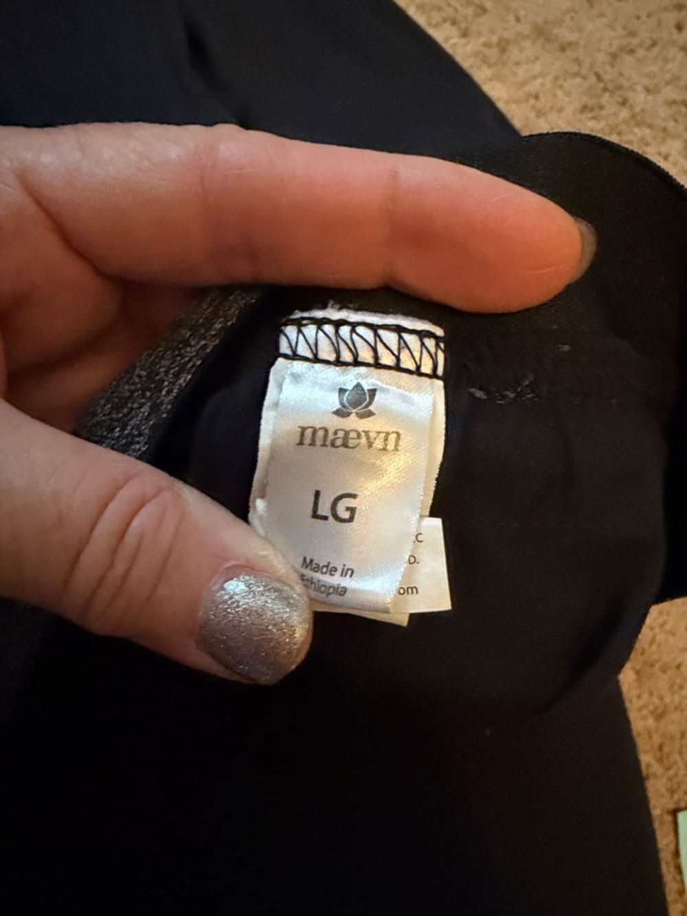 Maevn size, large black scrub pants